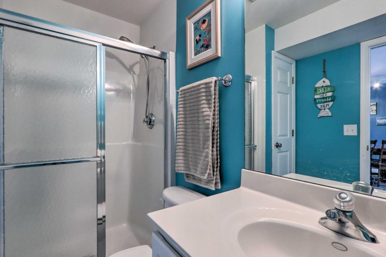 Step-Free Camdenton Condo With Boat Ramp, Dock, Slip Экстерьер фото