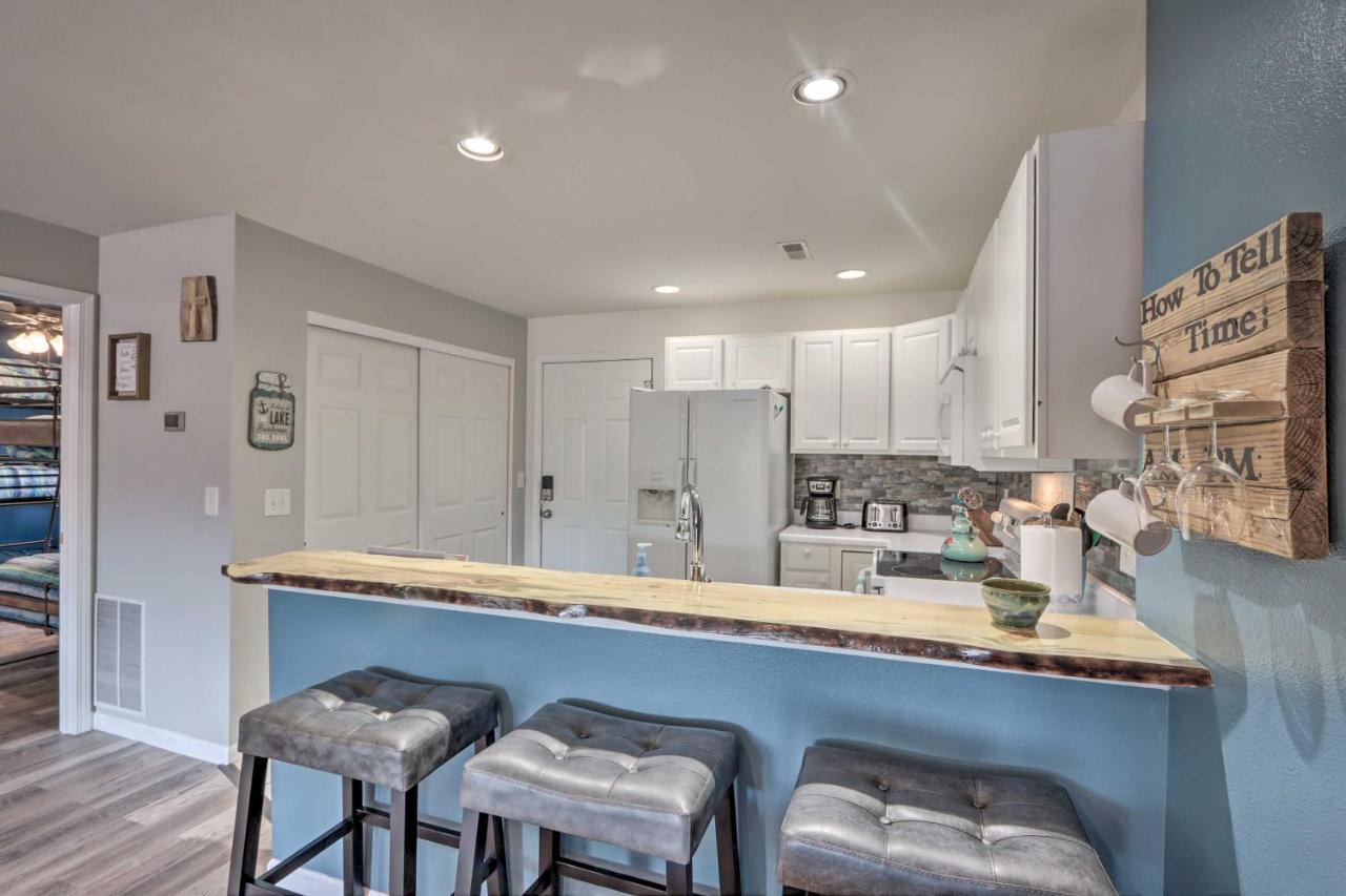 Step-Free Camdenton Condo With Boat Ramp, Dock, Slip Экстерьер фото
